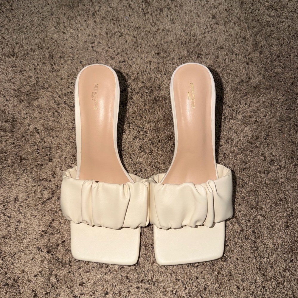 Pretty Little Thing heels